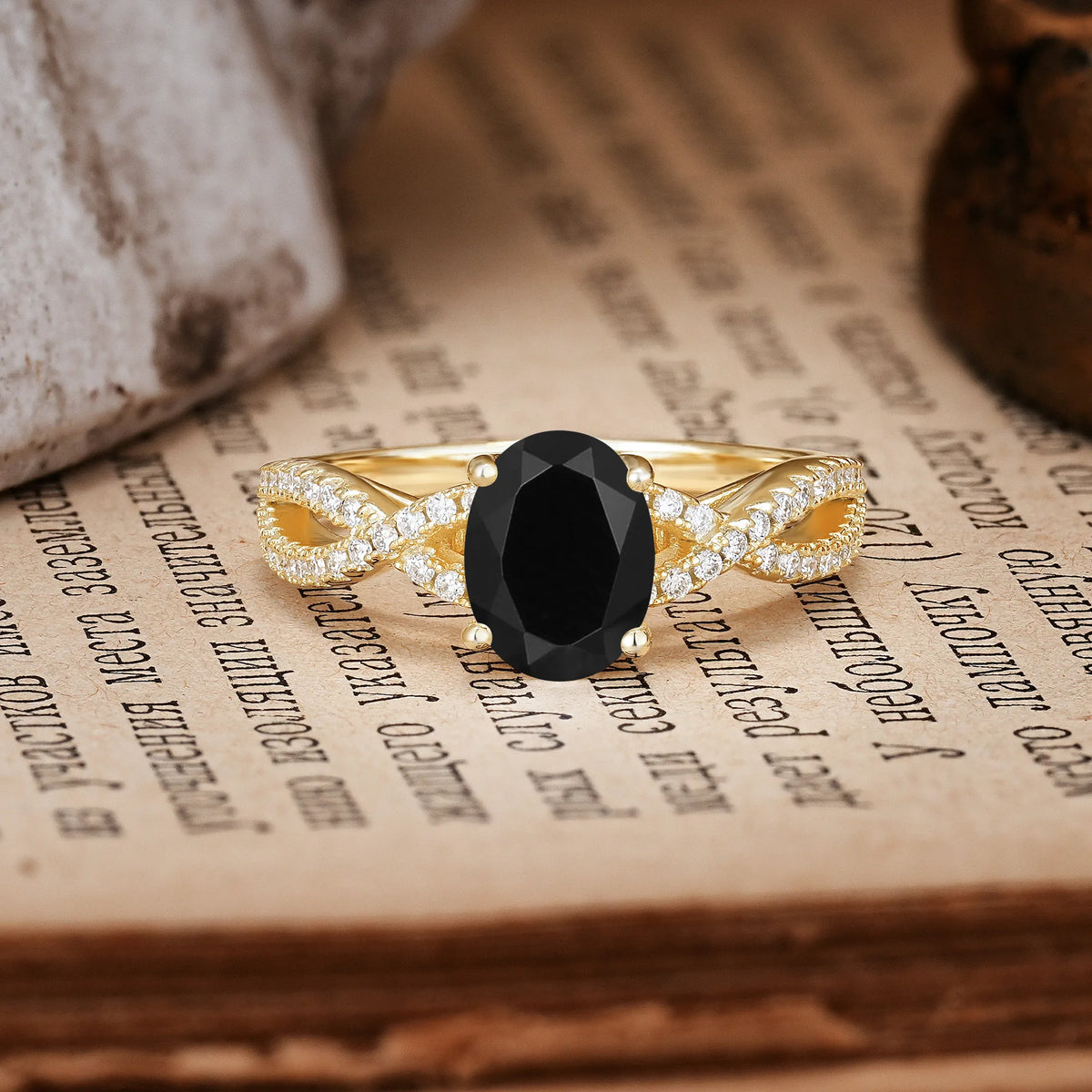 Classic Proposal Gift Oval Cut Infinity Twist Pavé Band Black Onyx Engagement Ring