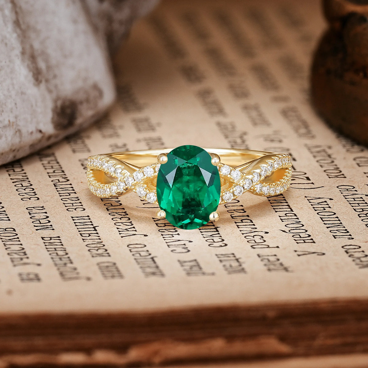 Classic Proposal Gift Oval Cut Infinity Twist Pavé Band Emerald Engagement Ring
