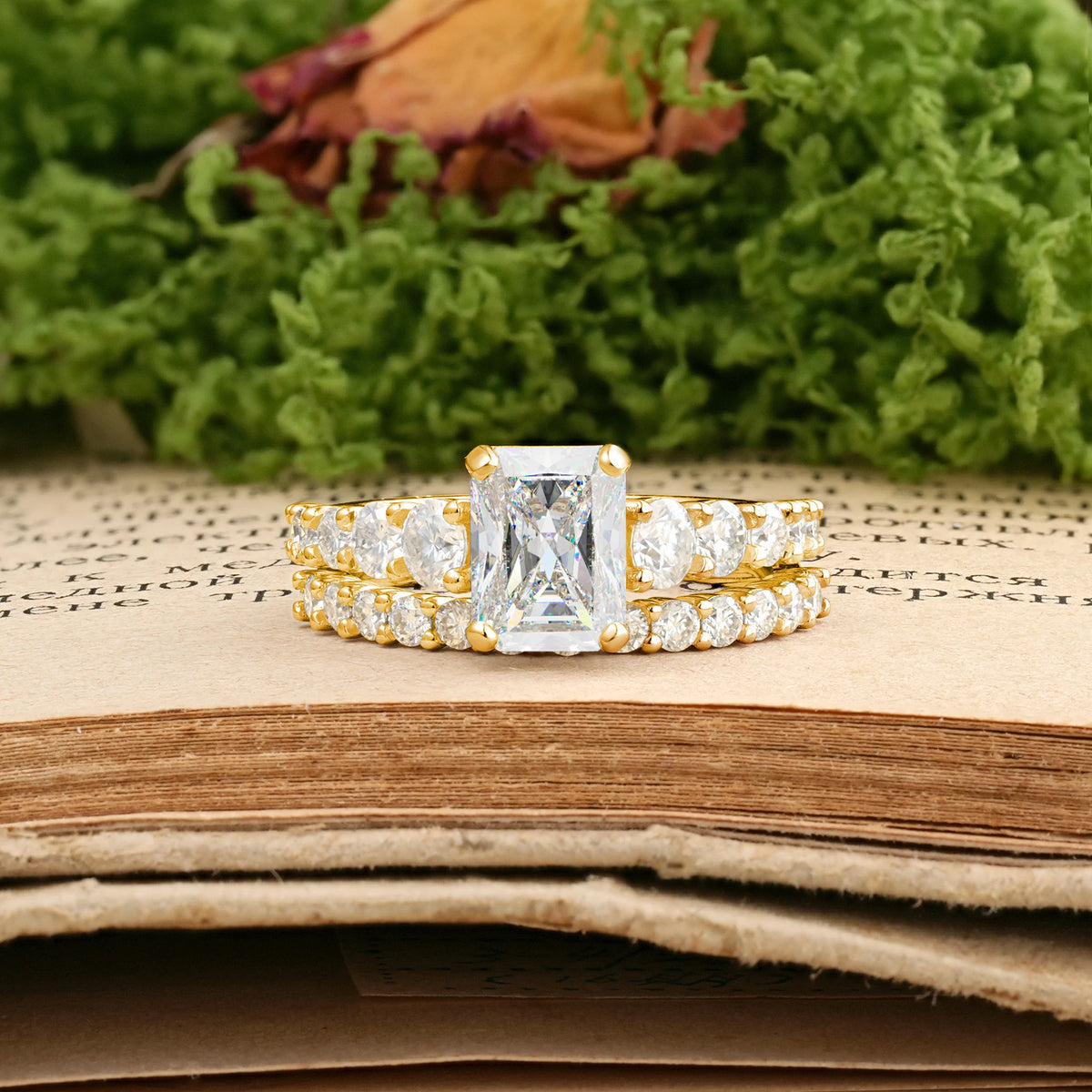 Emerald Cut Moissanite Grand Prong-Held Bridal Ring Set