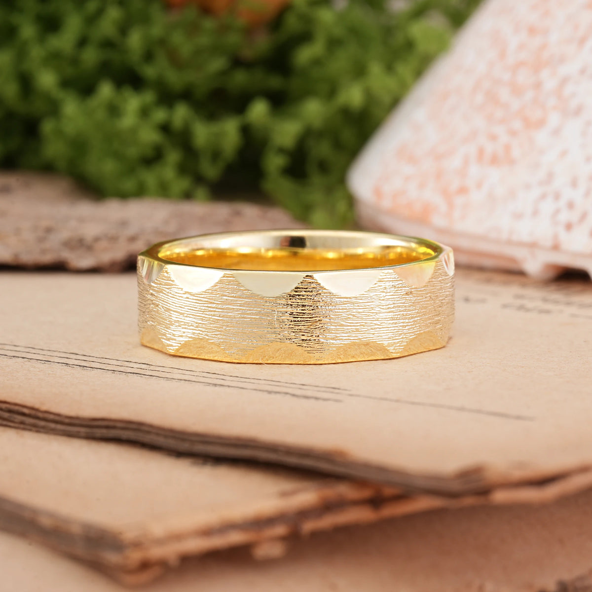 Scalloped Edge Brushed Texture Wide Comfort Fit Wedding Ring