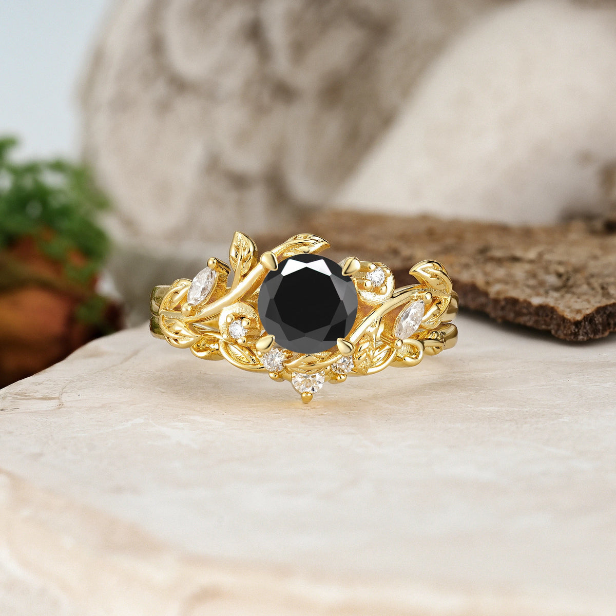 Round Cut Black Onyx Leaf Vine Bridal Ring Set