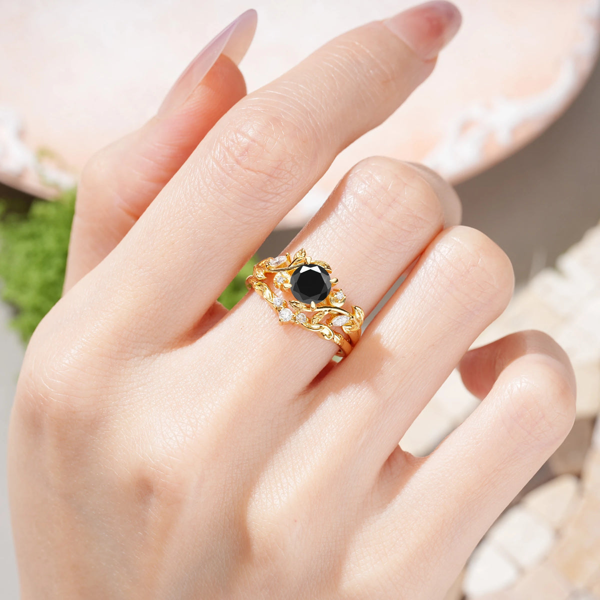 Round Cut Black Onyx Leaf Vine Bridal Ring Set