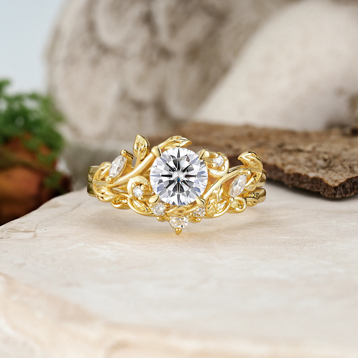 Round Cut Lab Diamond Leaf Vine Bridal Ring Set