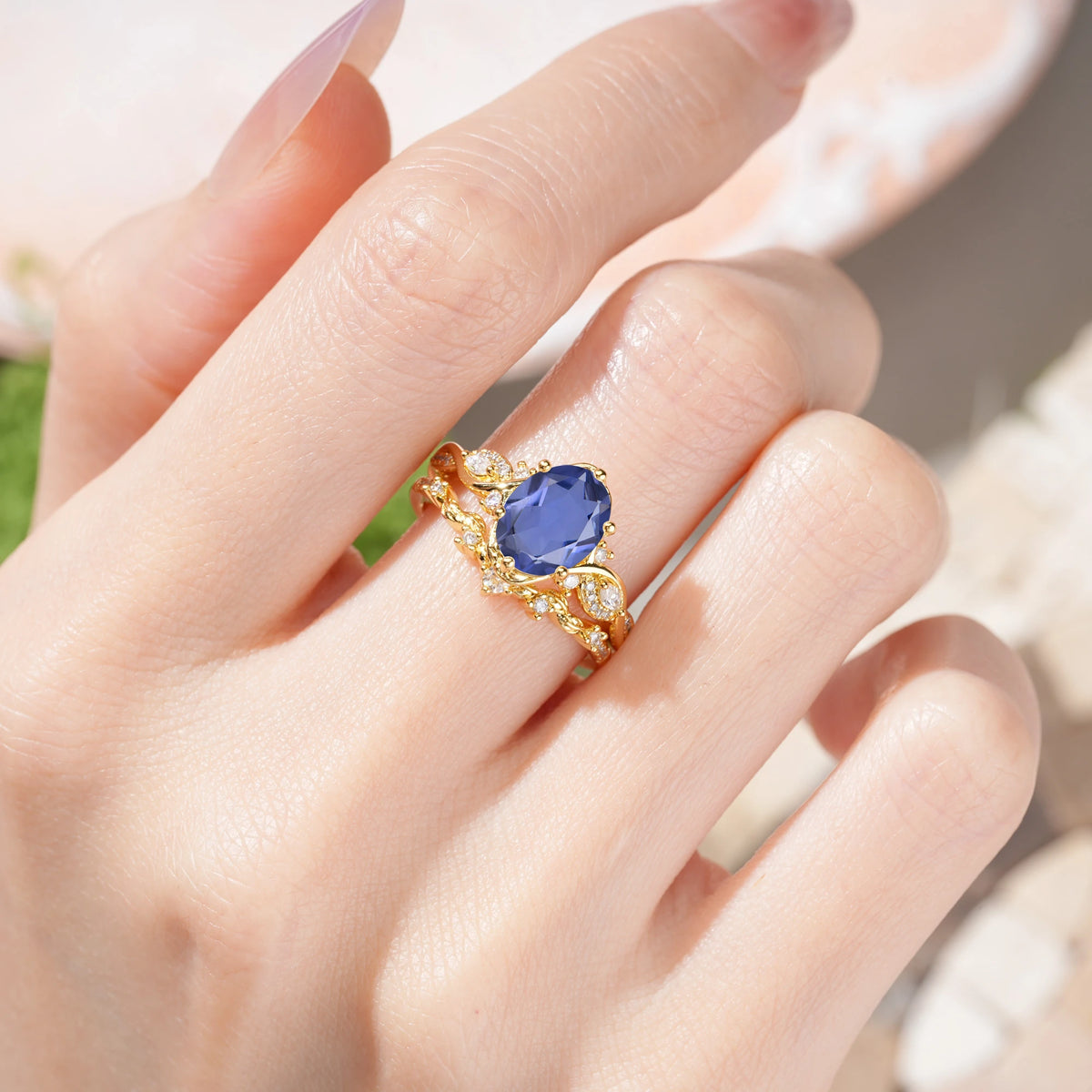 Oval Cut Tanzanite Vintage Leaf Vine Bridal Ring Set