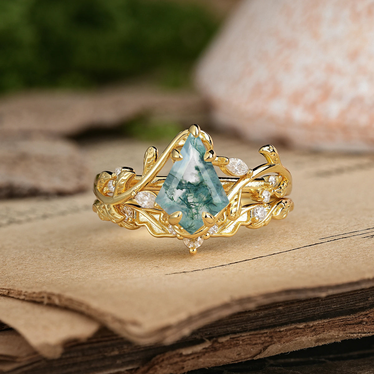 Kite Cut Moss Agate Art Nouveau Leaf Vine Bridal Ring Set